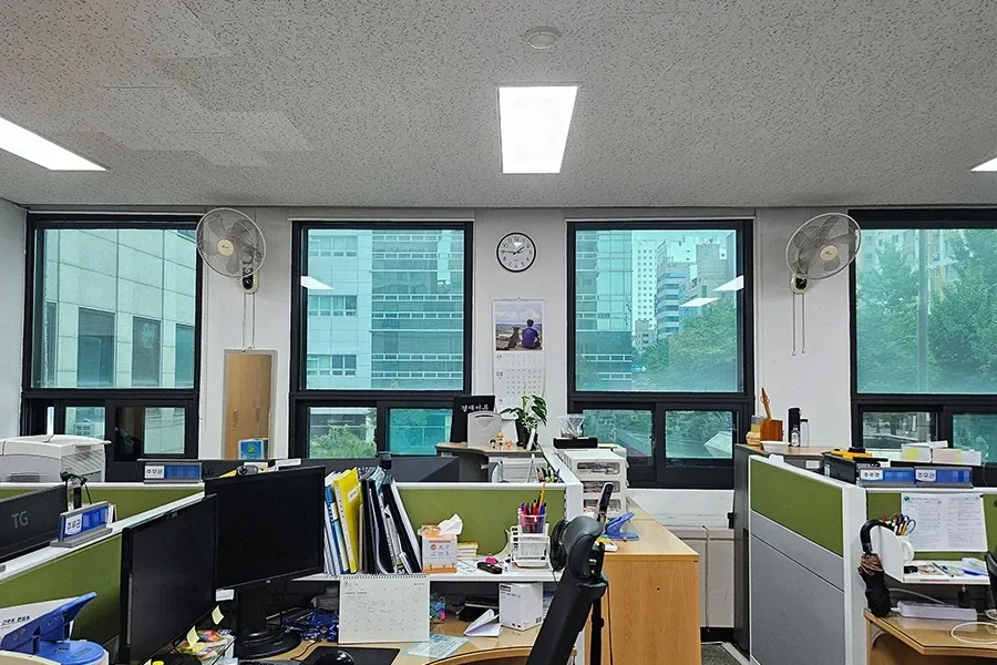 경북 포항 산업단지 사무동 통유리 시공 후 전경